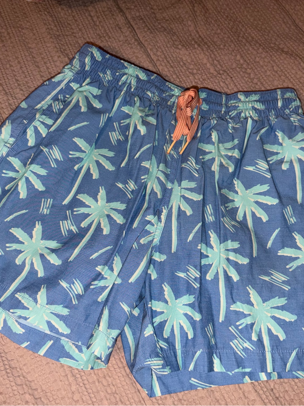 chubbies Blue Palm-Pattern Swim Trunks with Coral Drawstring